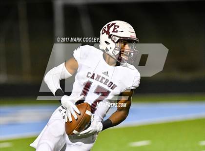 Thumbnail 3 in Cameron Yoe @ China Spring photogallery.