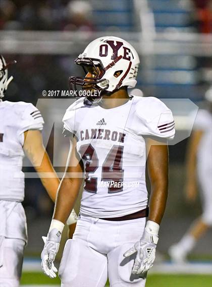 Thumbnail 2 in Cameron Yoe @ China Spring photogallery.