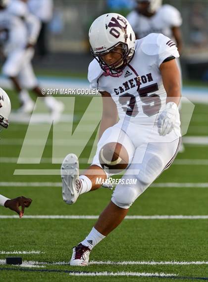 Thumbnail 3 in Cameron Yoe @ China Spring photogallery.