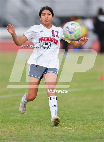 Thumbnail 3 in Independence vs. Sunnyslope photogallery.