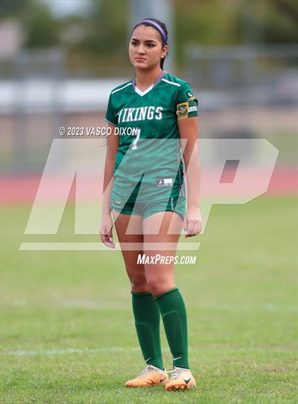 Thumbnail 3 in Independence vs. Sunnyslope photogallery.