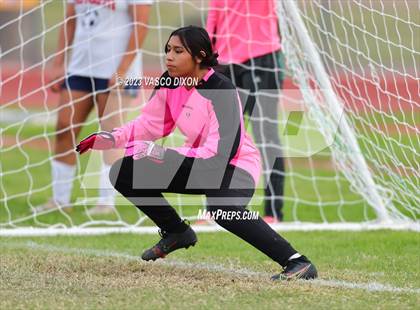 Thumbnail 1 in Independence vs. Sunnyslope photogallery.