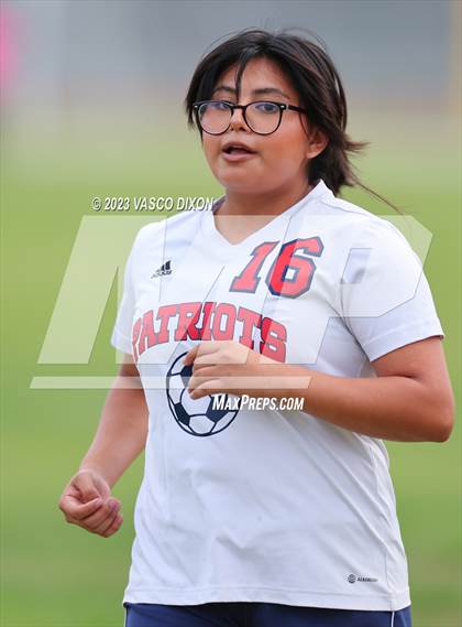 Thumbnail 1 in Independence vs. Sunnyslope photogallery.