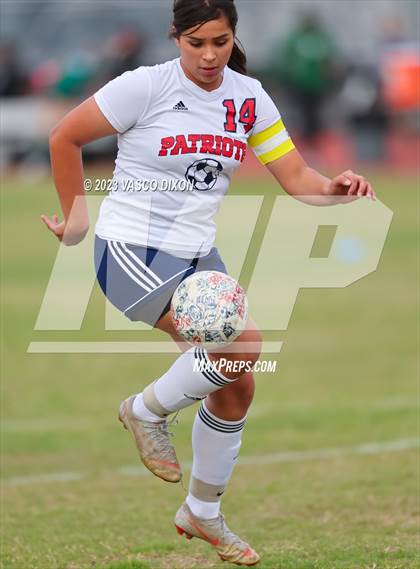 Thumbnail 1 in Independence vs. Sunnyslope photogallery.
