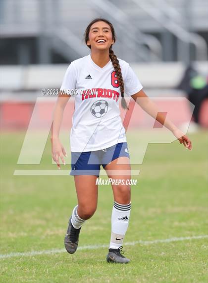 Thumbnail 3 in Independence vs. Sunnyslope photogallery.