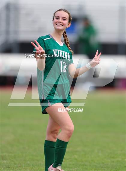 Thumbnail 2 in Independence vs. Sunnyslope photogallery.