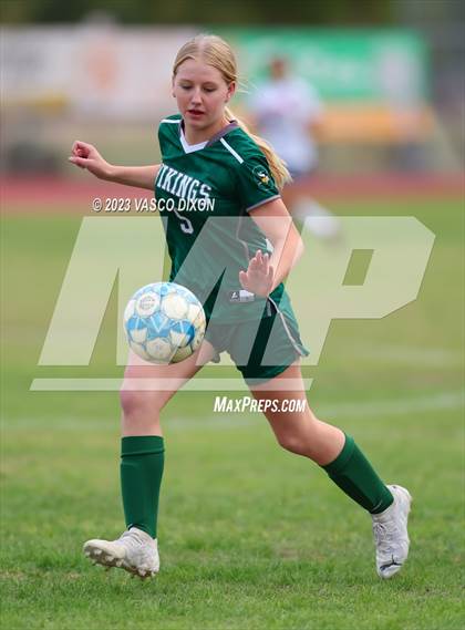 Thumbnail 3 in Independence vs. Sunnyslope photogallery.