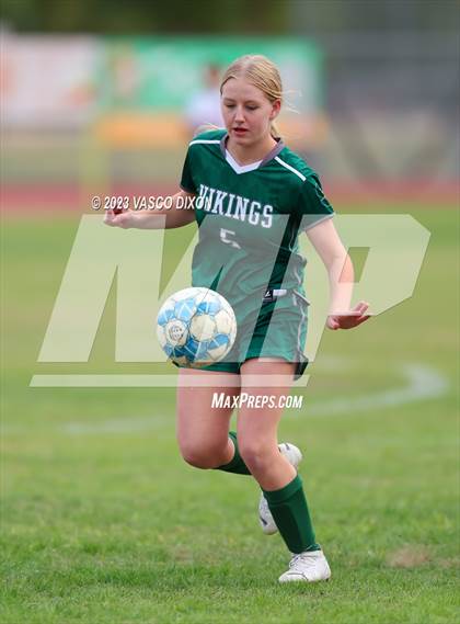 Thumbnail 1 in Independence vs. Sunnyslope photogallery.