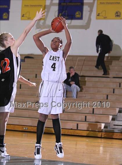Thumbnail 3 in East vs. Amherst Central (Section VI Class A-2 Semifinals) photogallery.