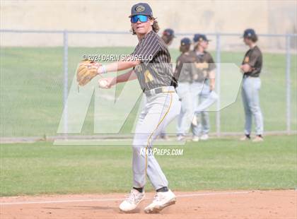 Thumbnail 2 in Santa Barbara vs. Galena (Coach Bob National Invitational) photogallery.