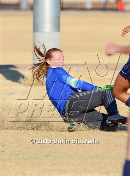 Thumbnail 2 in Perry vs. Skyline (Dobson Mustang Classic) photogallery.