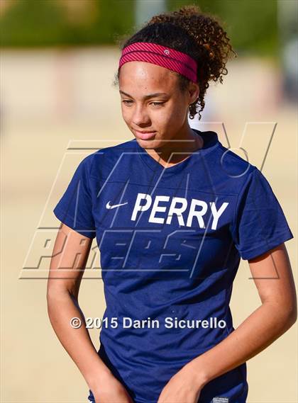 Thumbnail 2 in Perry vs. Skyline (Dobson Mustang Classic) photogallery.