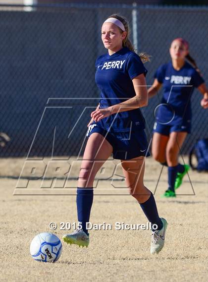 Thumbnail 3 in Perry vs. Skyline (Dobson Mustang Classic) photogallery.