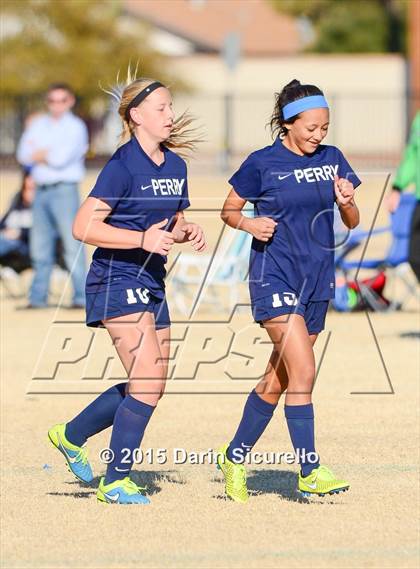 Thumbnail 1 in Perry vs. Skyline (Dobson Mustang Classic) photogallery.