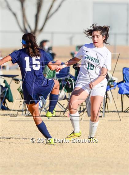Thumbnail 2 in Perry vs. Skyline (Dobson Mustang Classic) photogallery.
