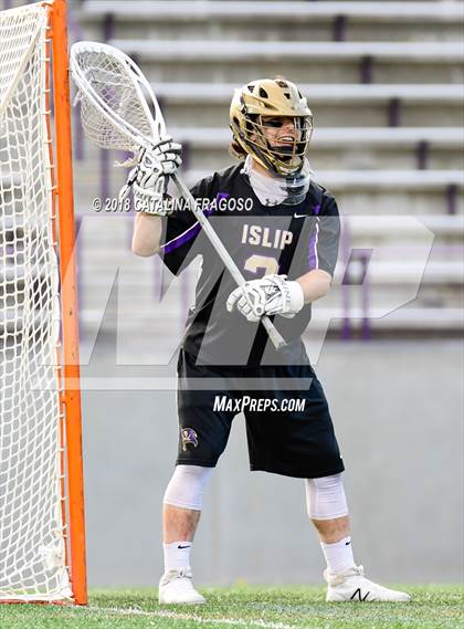 Thumbnail 1 in Islip vs. Pelham Memorial (NYSPHSAA Class C East Semifinal) photogallery.