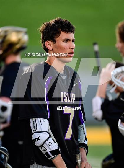 Thumbnail 2 in Islip vs. Pelham Memorial (NYSPHSAA Class C East Semifinal) photogallery.