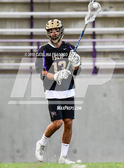 Thumbnail 3 in Islip vs. Pelham Memorial (NYSPHSAA Class C East Semifinal) photogallery.