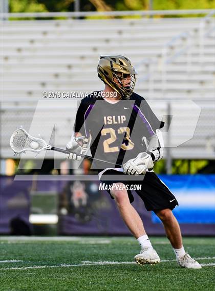 Thumbnail 2 in Islip vs. Pelham Memorial (NYSPHSAA Class C East Semifinal) photogallery.