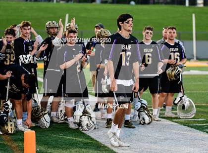 Thumbnail 1 in Islip vs. Pelham Memorial (NYSPHSAA Class C East Semifinal) photogallery.
