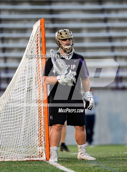 Thumbnail 1 in Islip vs. Pelham Memorial (NYSPHSAA Class C East Semifinal) photogallery.