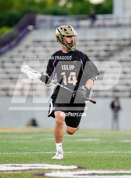 Thumbnail 2 in Islip vs. Pelham Memorial (NYSPHSAA Class C East Semifinal) photogallery.