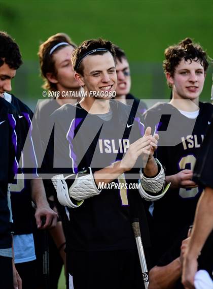 Thumbnail 1 in Islip vs. Pelham Memorial (NYSPHSAA Class C East Semifinal) photogallery.