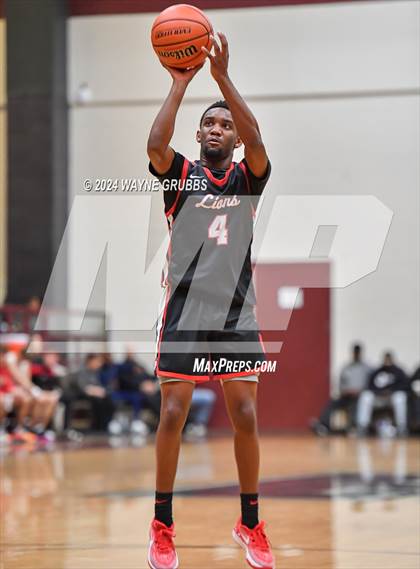 Thumbnail 3 in Chapel Hill vs. Kountze (Holiday Hoops Tournament) photogallery.