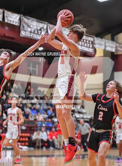 Thumbnail 3 in Chapel Hill vs. Kountze (Holiday Hoops Tournament) photogallery.