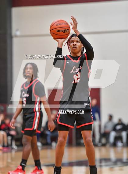 Thumbnail 1 in Chapel Hill vs. Kountze (Holiday Hoops Tournament) photogallery.