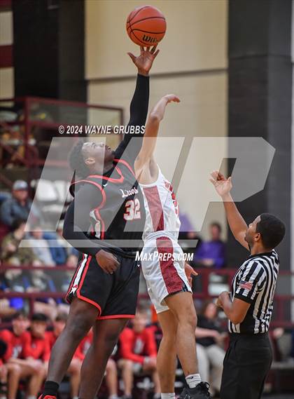 Thumbnail 2 in Chapel Hill vs. Kountze (Holiday Hoops Tournament) photogallery.
