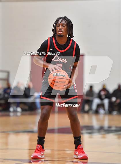 Thumbnail 2 in Chapel Hill vs. Kountze (Holiday Hoops Tournament) photogallery.