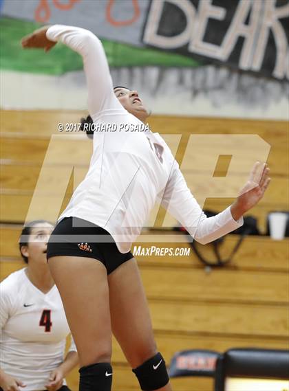 Thumbnail 3 in Dinuba @ Selma photogallery.