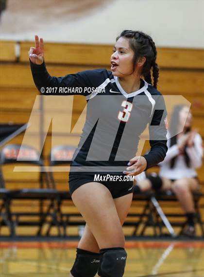 Thumbnail 2 in Dinuba @ Selma photogallery.