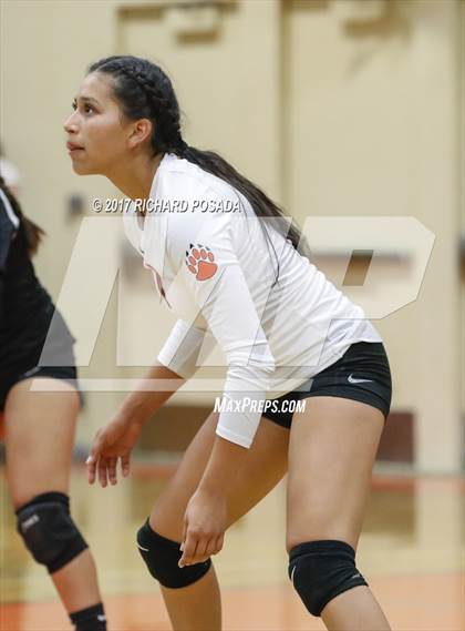 Thumbnail 2 in Dinuba @ Selma photogallery.