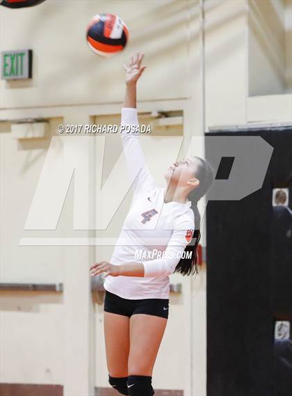 Thumbnail 1 in Dinuba @ Selma photogallery.