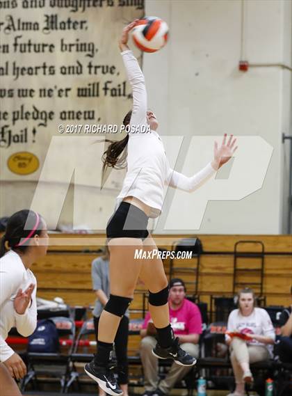 Thumbnail 1 in Dinuba @ Selma photogallery.