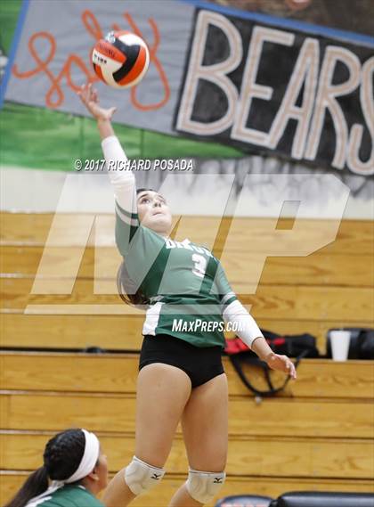 Thumbnail 2 in Dinuba @ Selma photogallery.