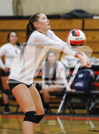 Thumbnail 3 in Dinuba @ Selma photogallery.