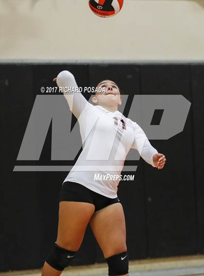 Thumbnail 1 in Dinuba @ Selma photogallery.