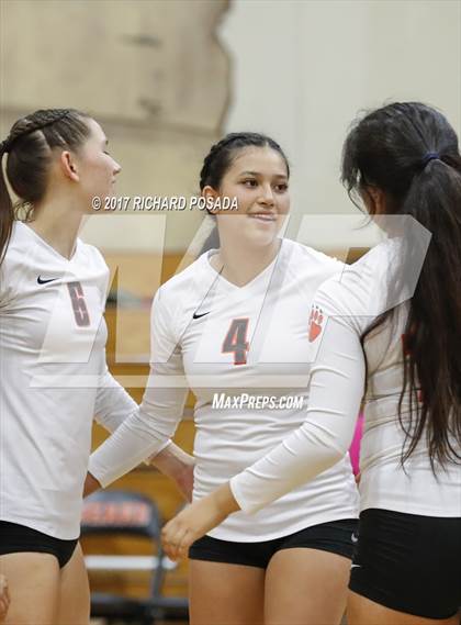 Thumbnail 2 in Dinuba @ Selma photogallery.