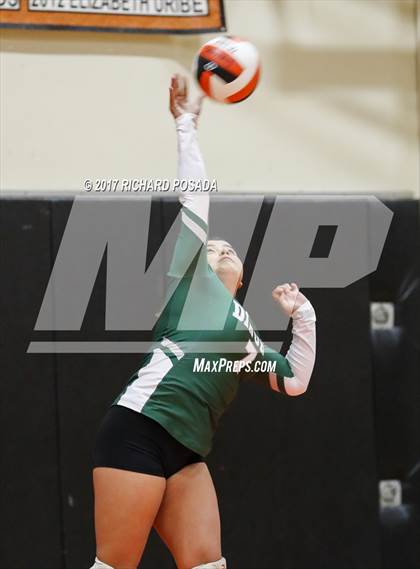 Thumbnail 3 in Dinuba @ Selma photogallery.