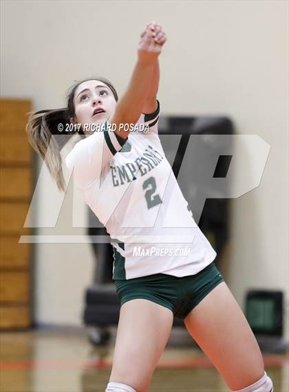 Thumbnail 2 in Dinuba @ Selma photogallery.