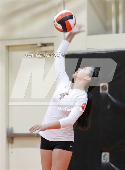 Thumbnail 1 in Dinuba @ Selma photogallery.