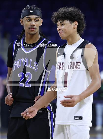Thumbnail 3 in Georgetown vs Monument Mountain (MIAA Division 4 Final) photogallery.