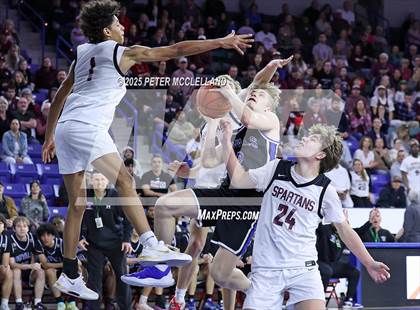Thumbnail 1 in Georgetown vs Monument Mountain (MIAA Division 4 Final) photogallery.