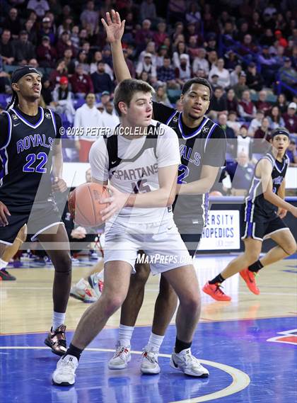 Thumbnail 3 in Georgetown vs Monument Mountain (MIAA Division 4 Final) photogallery.