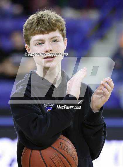 Thumbnail 2 in Georgetown vs Monument Mountain (MIAA Division 4 Final) photogallery.