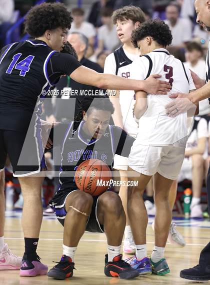 Thumbnail 3 in Georgetown vs Monument Mountain (MIAA Division 4 Final) photogallery.