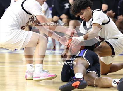 Thumbnail 2 in Georgetown vs Monument Mountain (MIAA Division 4 Final) photogallery.